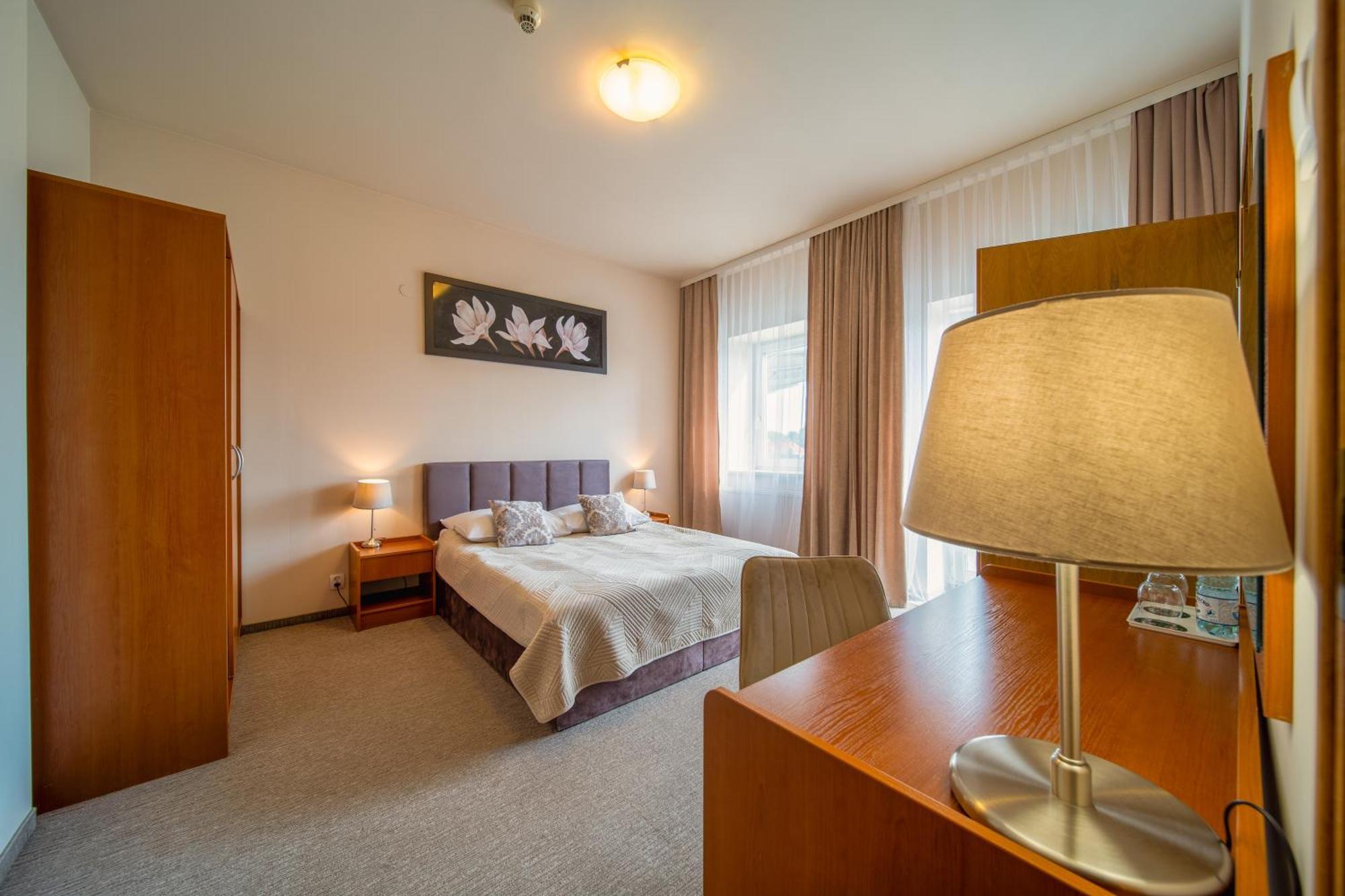 Hotel Gromada Radom Centrum Eksteriør bilde